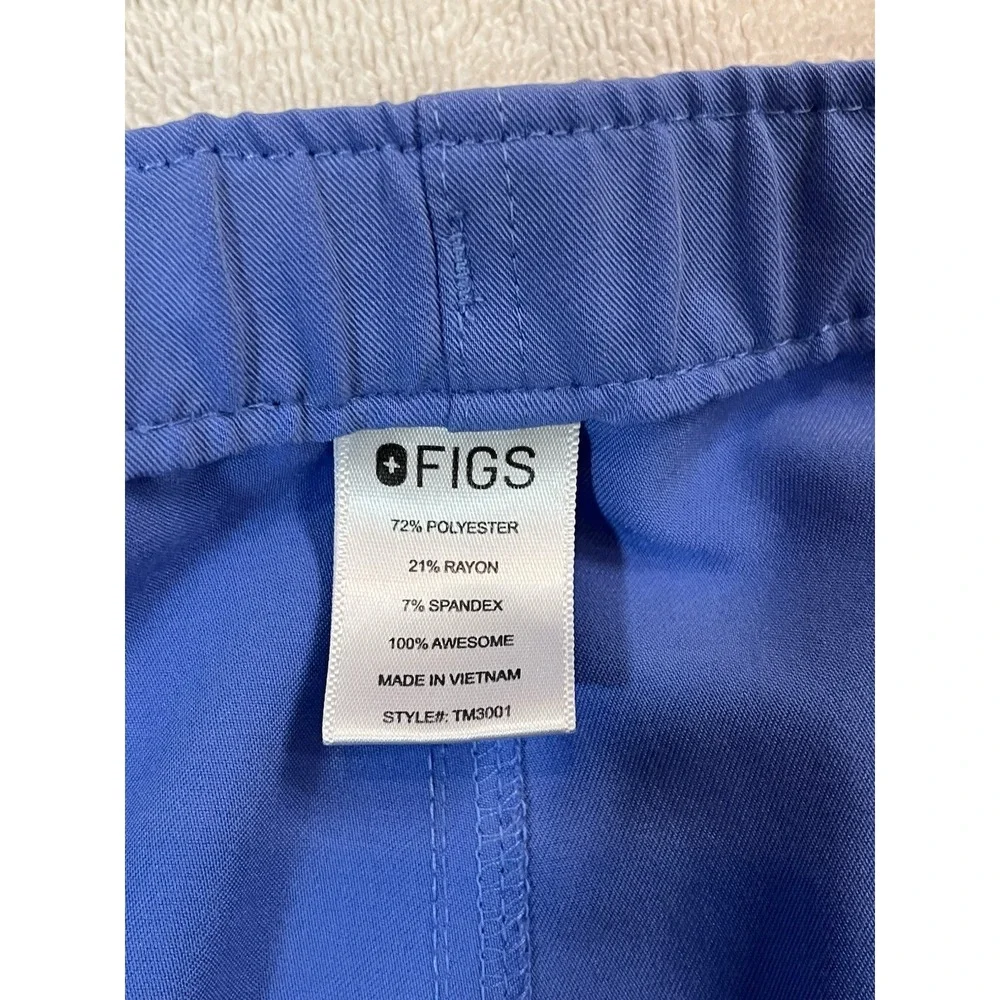 FIGS Mens XL Chisec Three Pocket Scrub Top Cairo Straight Leg Cargo Pant Ceil